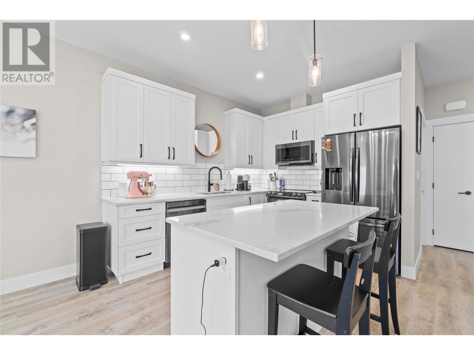 Photo 3 of 2810 15 Avenue Ne Unit 28, Salmon Arm BC