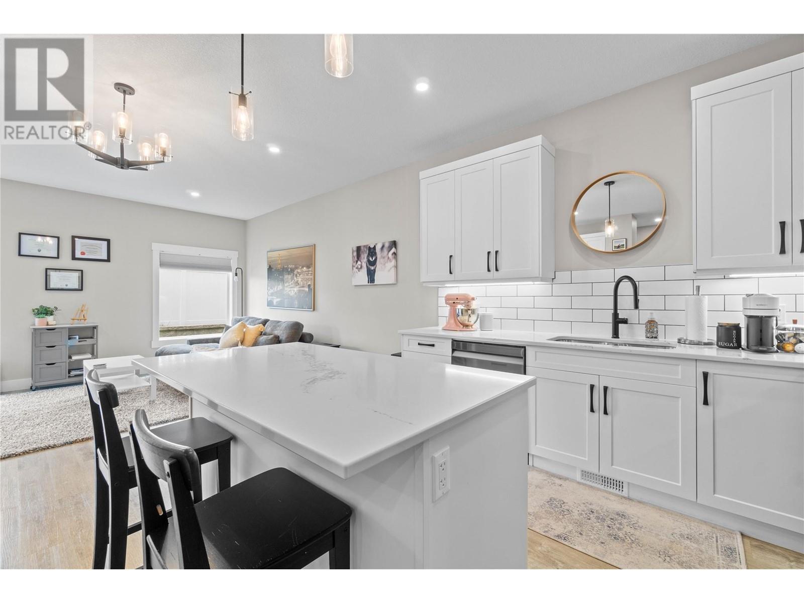 Photo 10 of 2810 15 Avenue Ne Unit 28, Salmon Arm BC
