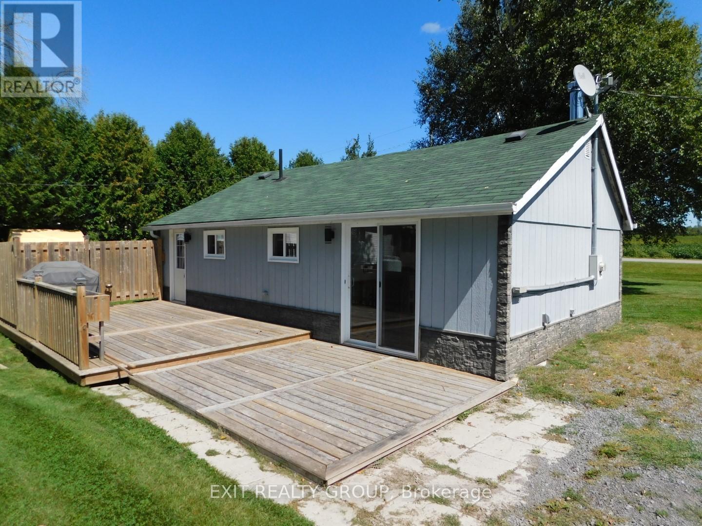Photo 10 of 141 Stoco Road, Tweed ON