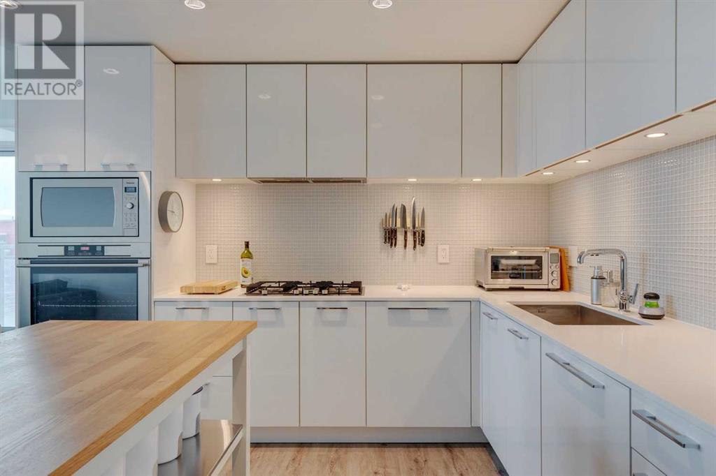 Single Family House for Sale in    Avenue SW Beltline Calgary 