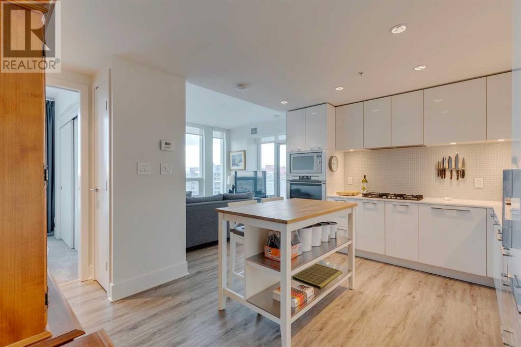 Single Family House for Sale in    Avenue SW Beltline Calgary 