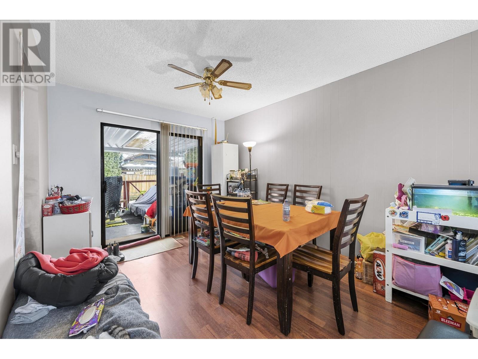 Photo 15 of 22970 Storey Avenue, Maple Ridge BC