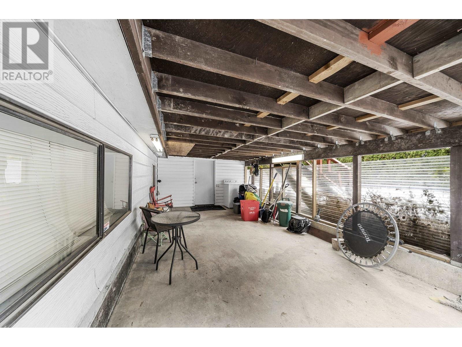 Photo 18 of 22970 Storey Avenue, Maple Ridge BC