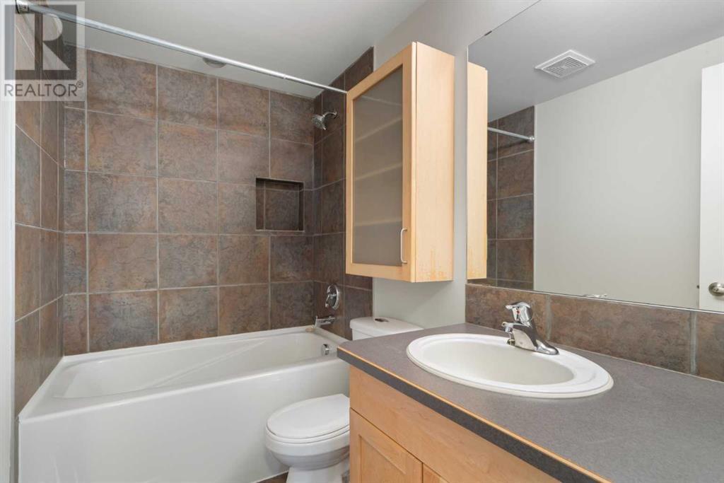 Single Family House for Sale in    Avenue SW Beltline Calgary 