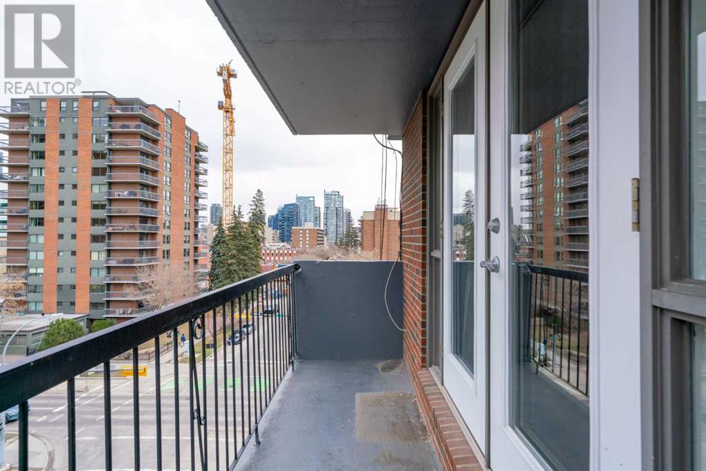 Single Family House for Sale in    Avenue SW Beltline Calgary 