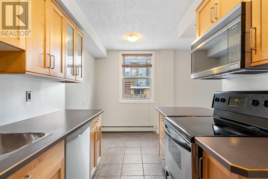 Single Family House for Sale in    Avenue SW Beltline Calgary 