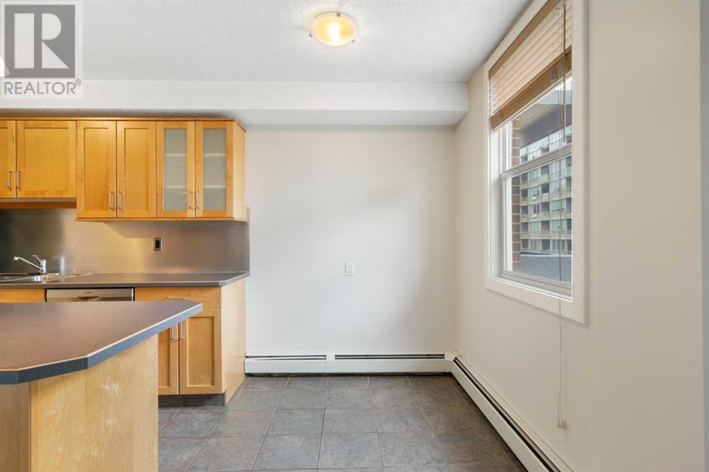 Single Family House for Sale in    Avenue SW Beltline Calgary 