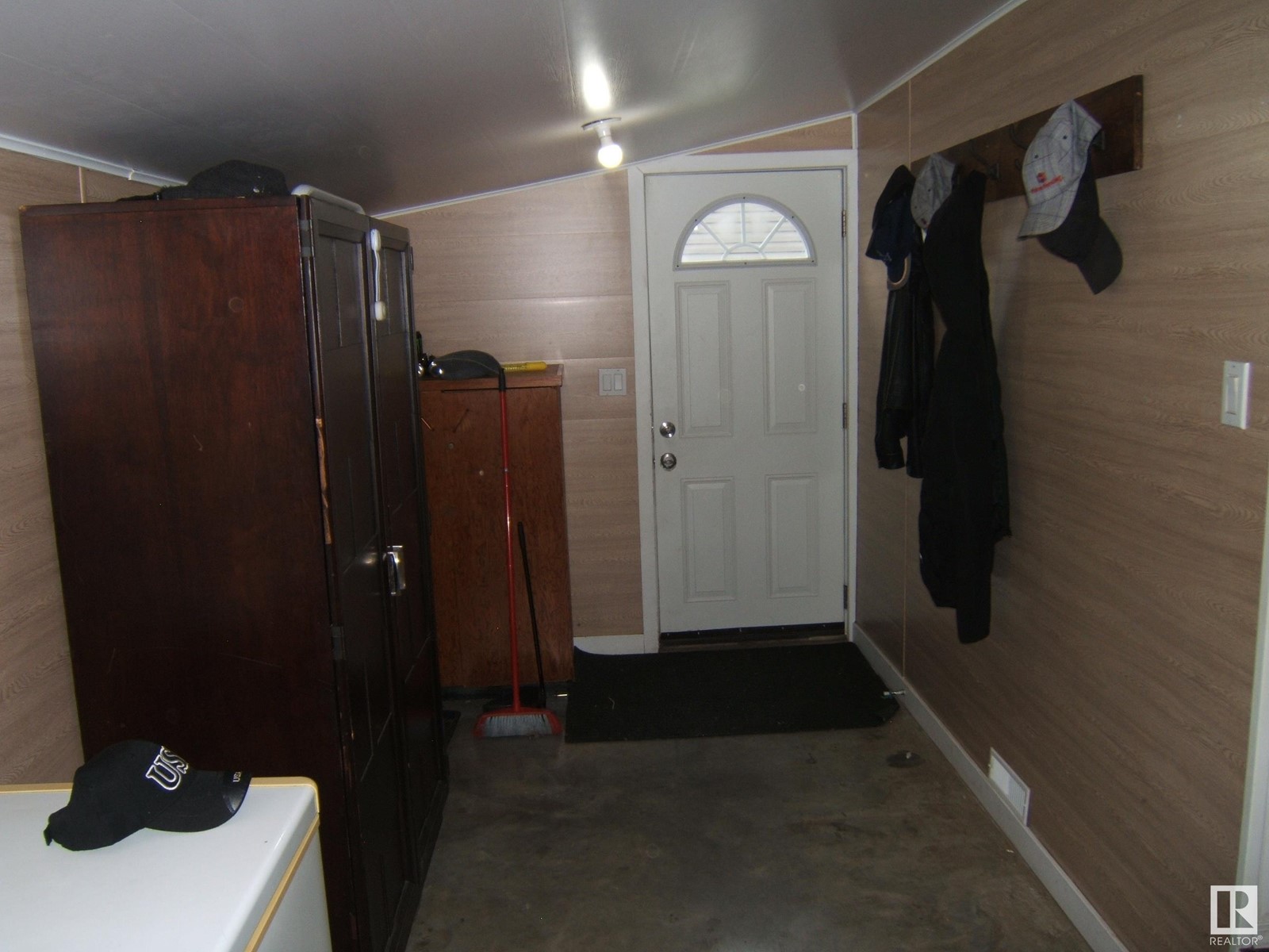 Photo 18 of 4706 50 Av, Two Hills AB