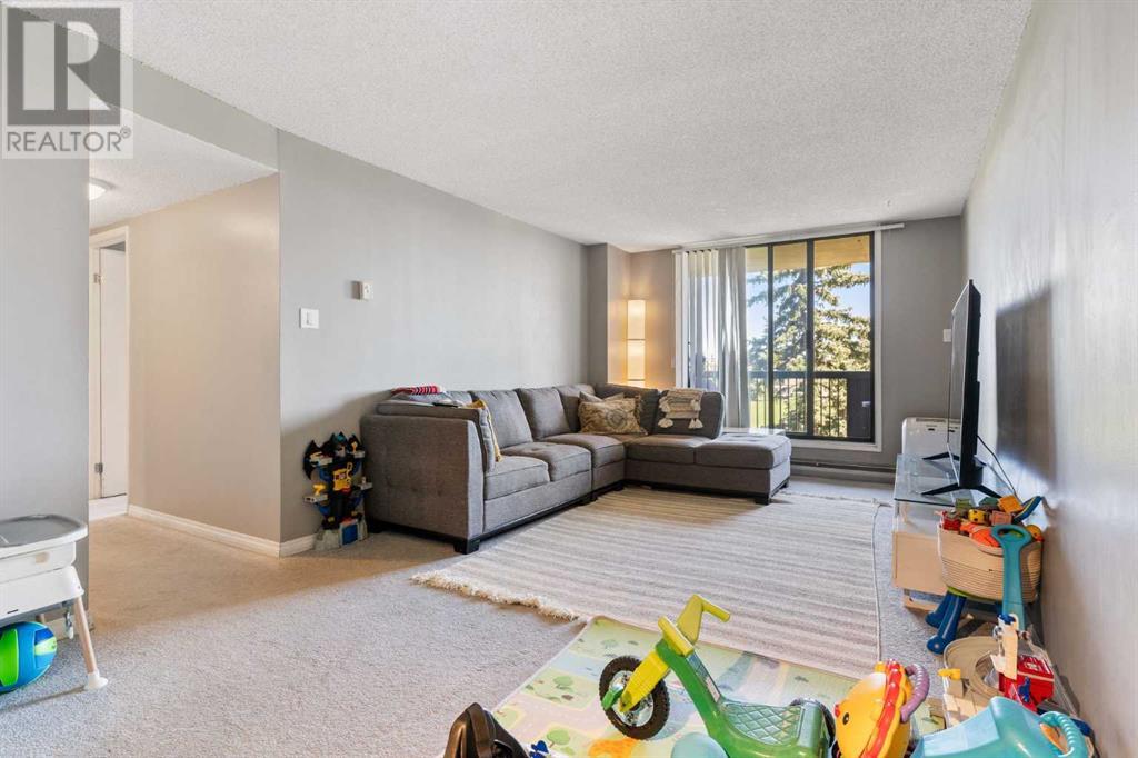 Single Family House for Sale in   Mchugh Court NE Mayland Heights Calgary 