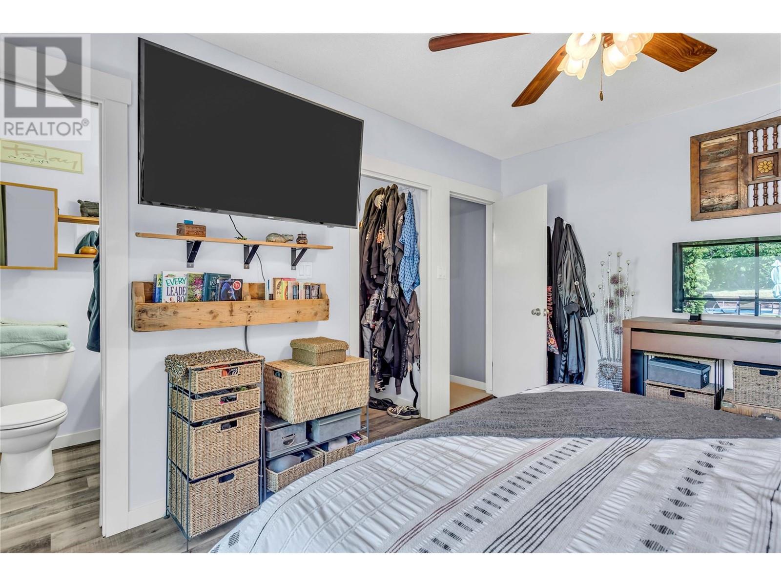  2370 Thacker Drive, West Kelowna