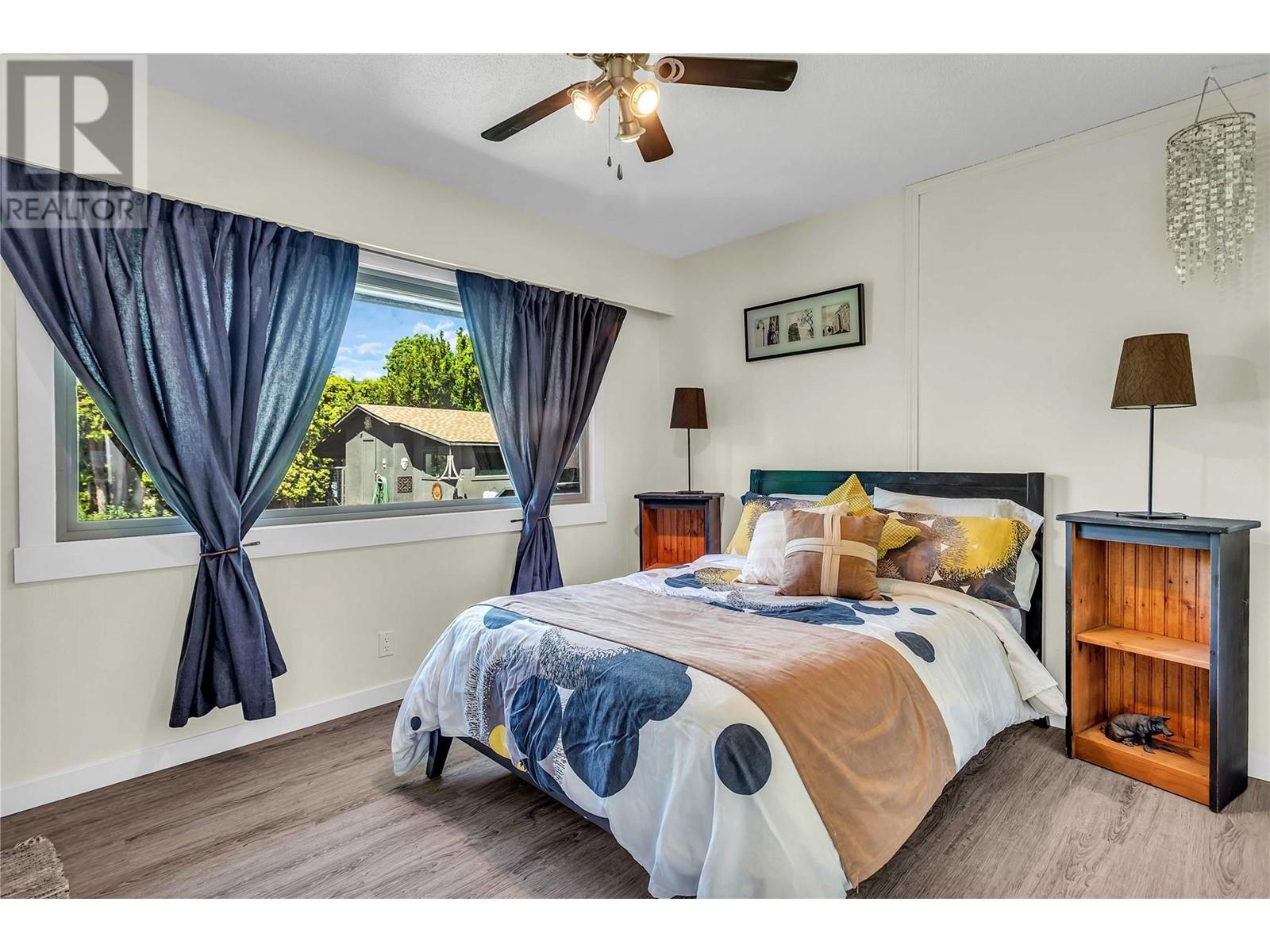  2370 Thacker Drive, West Kelowna