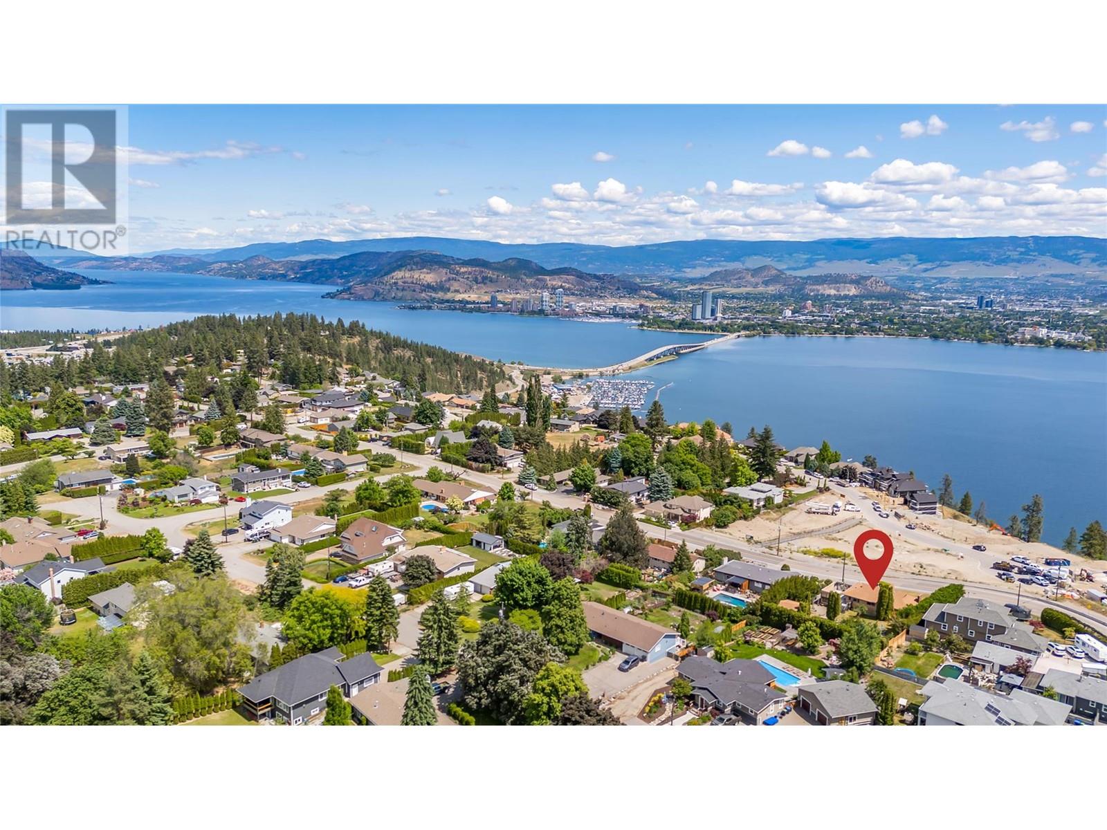  2370 Thacker Drive, West Kelowna