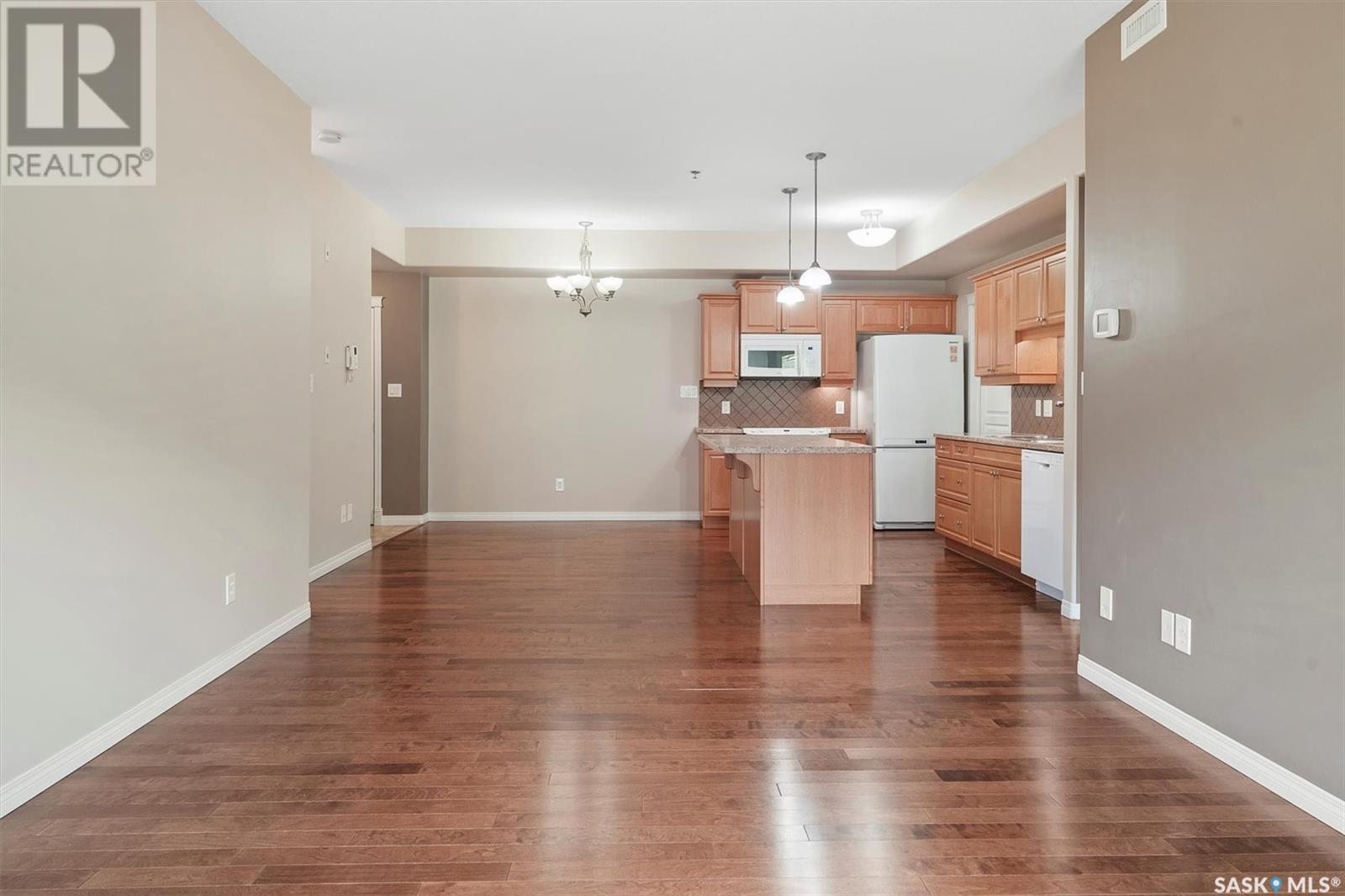 Single Family House Low rise for Sale in   Heritage VIEW Saskatoon 