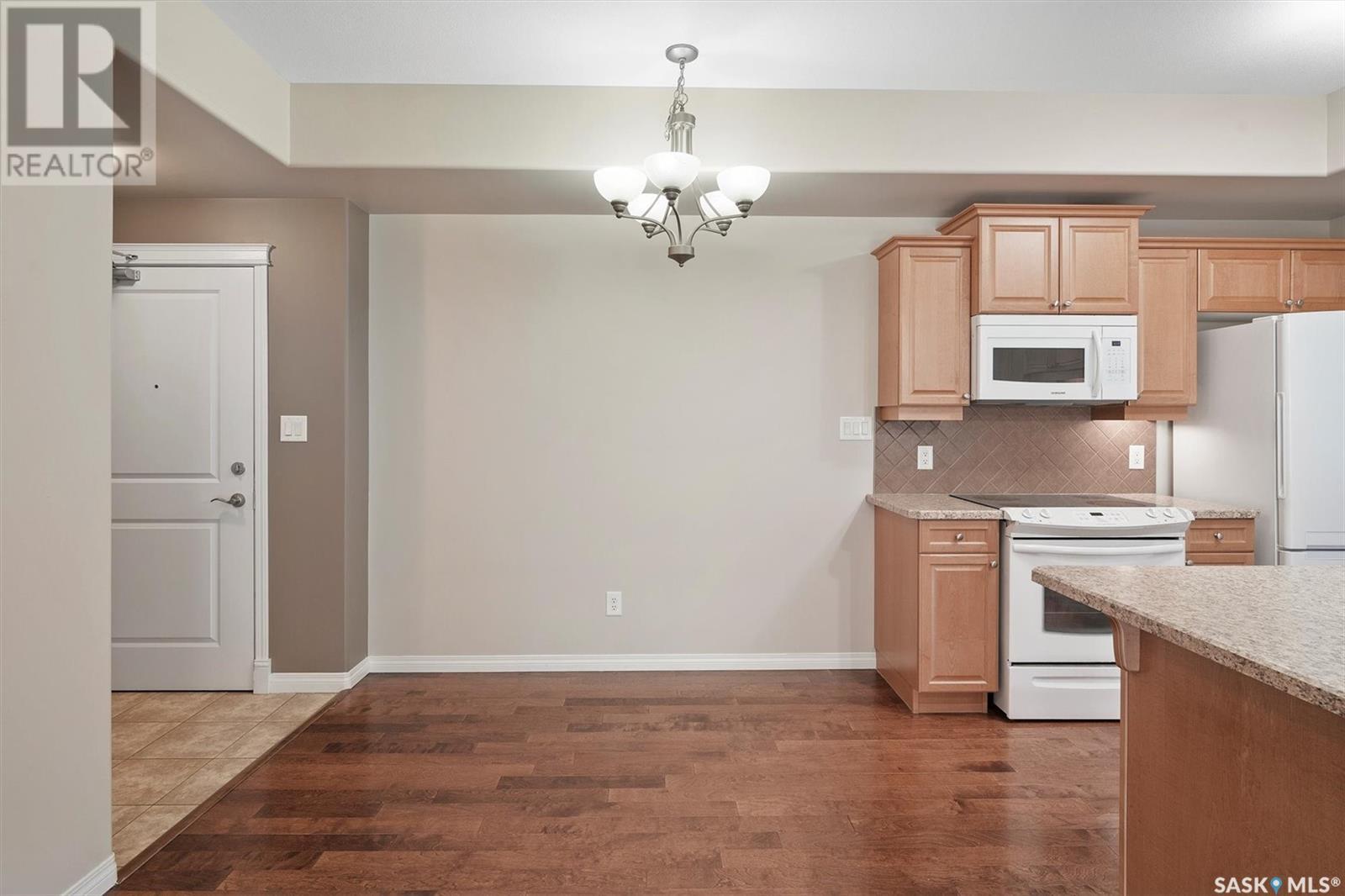Single Family House Low rise for Sale in   Heritage VIEW Saskatoon 