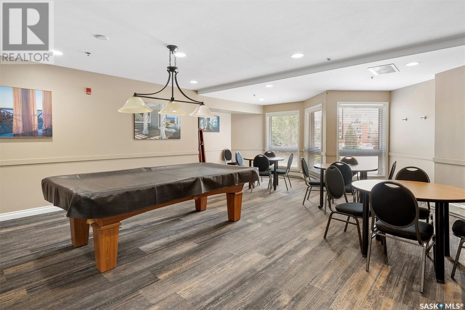 Single Family House Low rise for Sale in   Heritage VIEW Saskatoon 