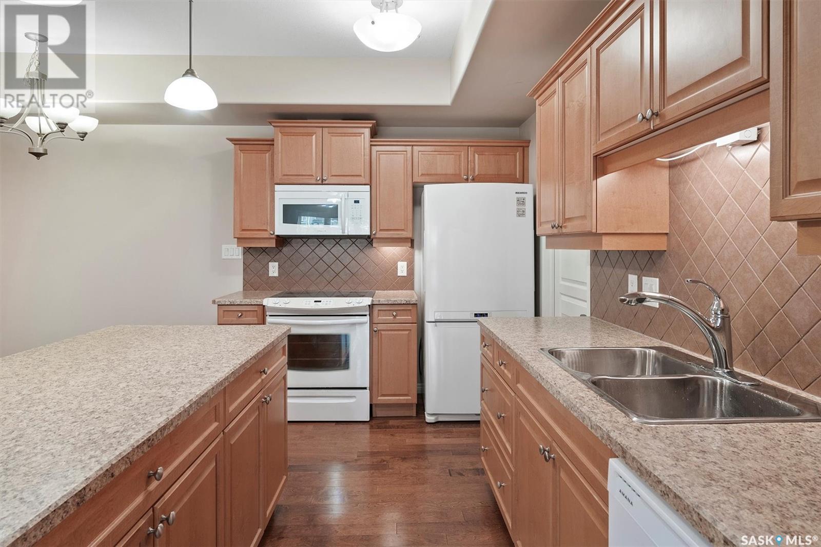 Single Family House Low rise for Sale in   Heritage VIEW Saskatoon 