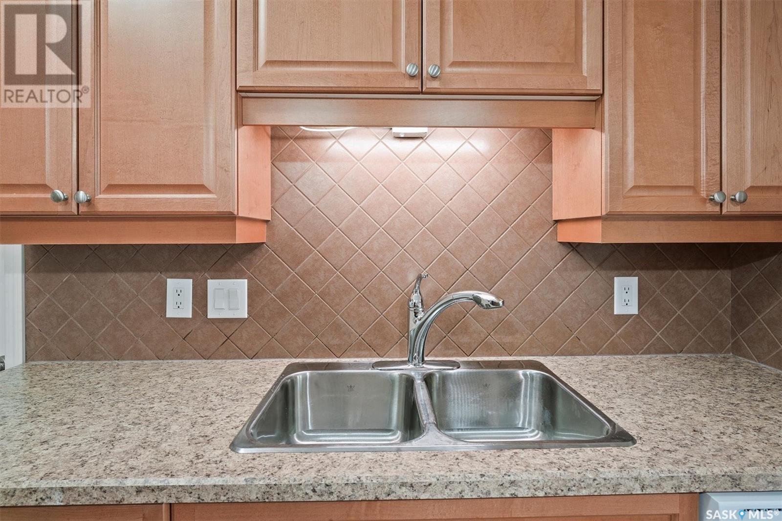 Single Family House Low rise for Sale in   Heritage VIEW Saskatoon 