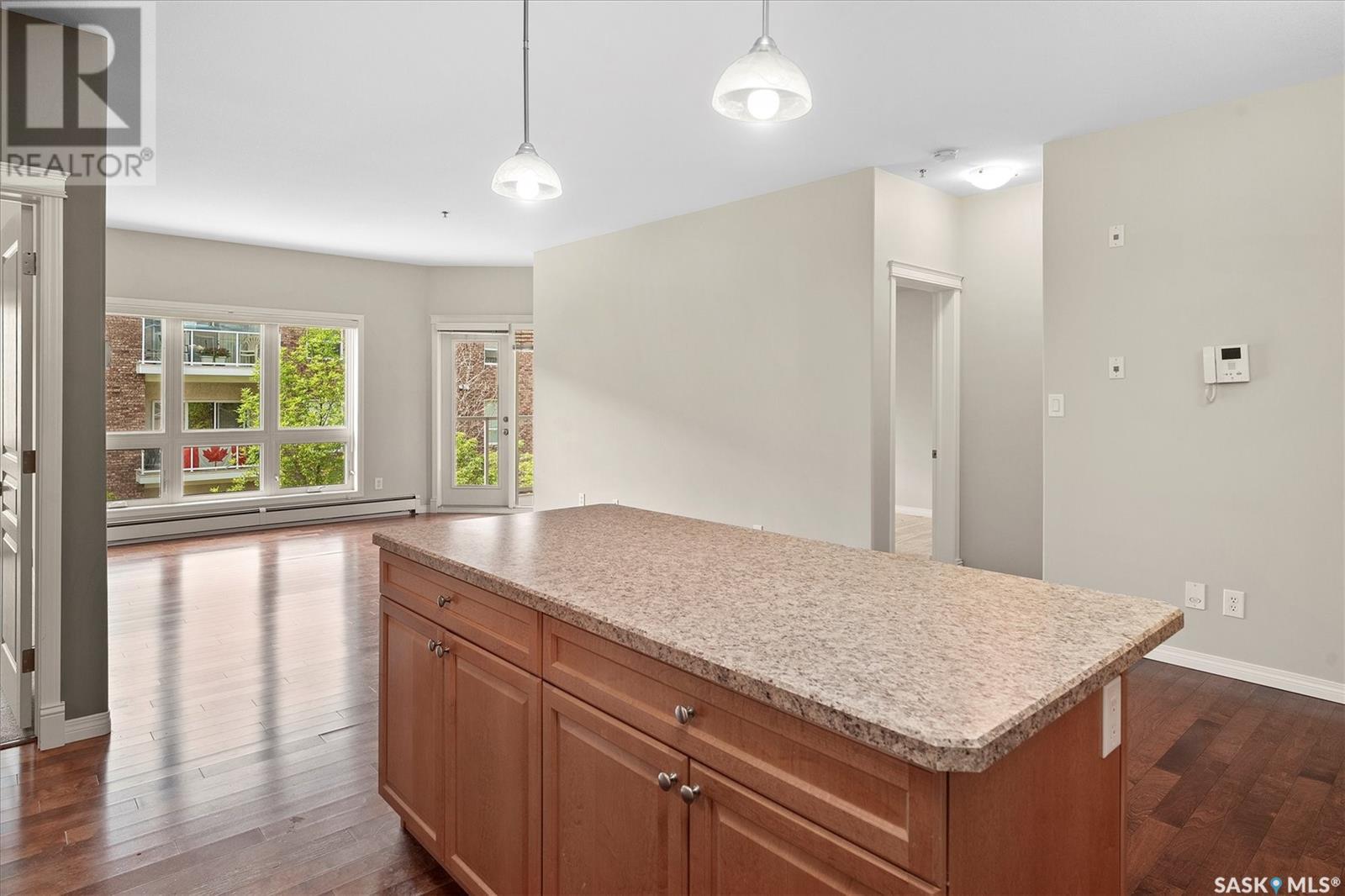 Single Family House Low rise for Sale in   Heritage VIEW Saskatoon 