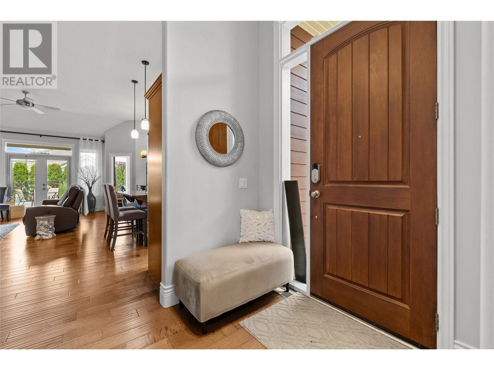 154 4450 Gordon Drive, Kelowna