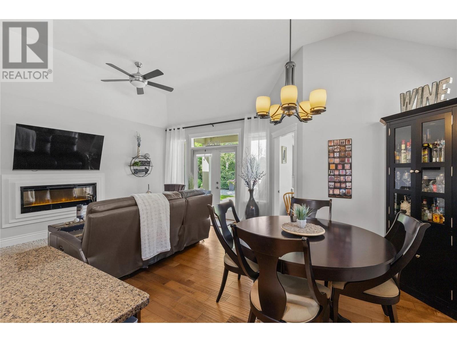 154 4450 Gordon Drive, Kelowna