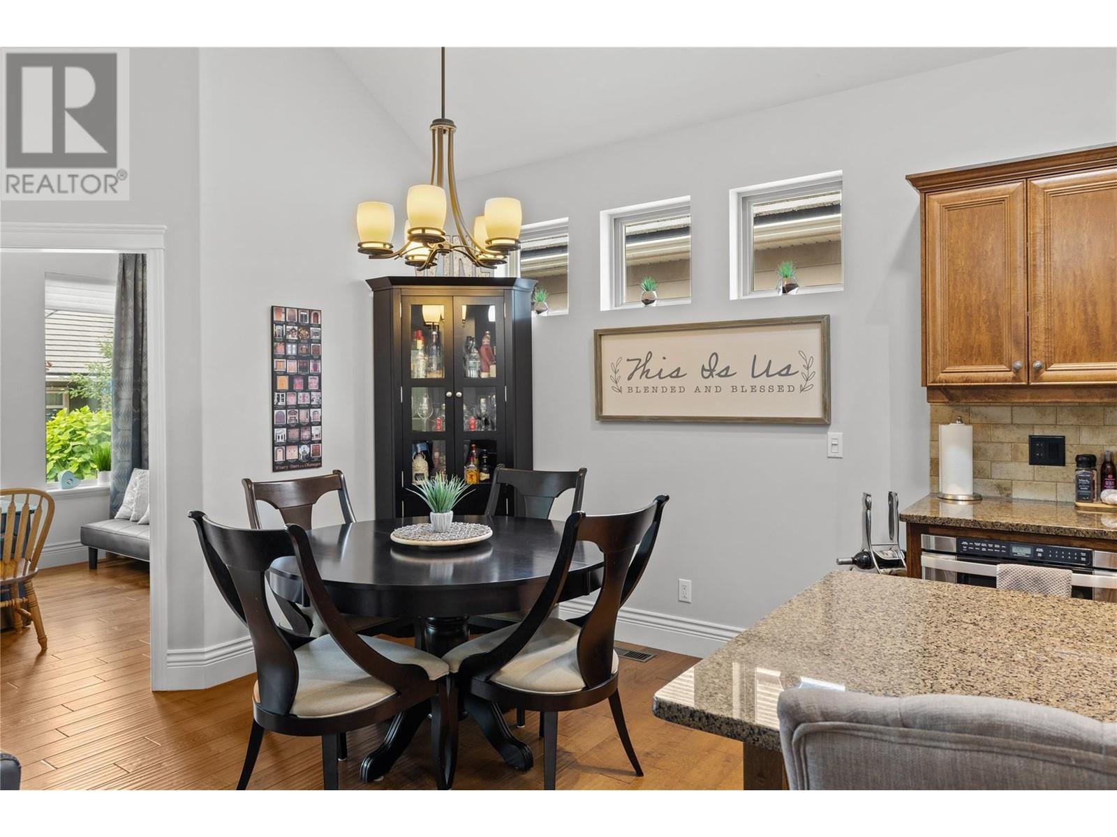 154 4450 Gordon Drive, Kelowna