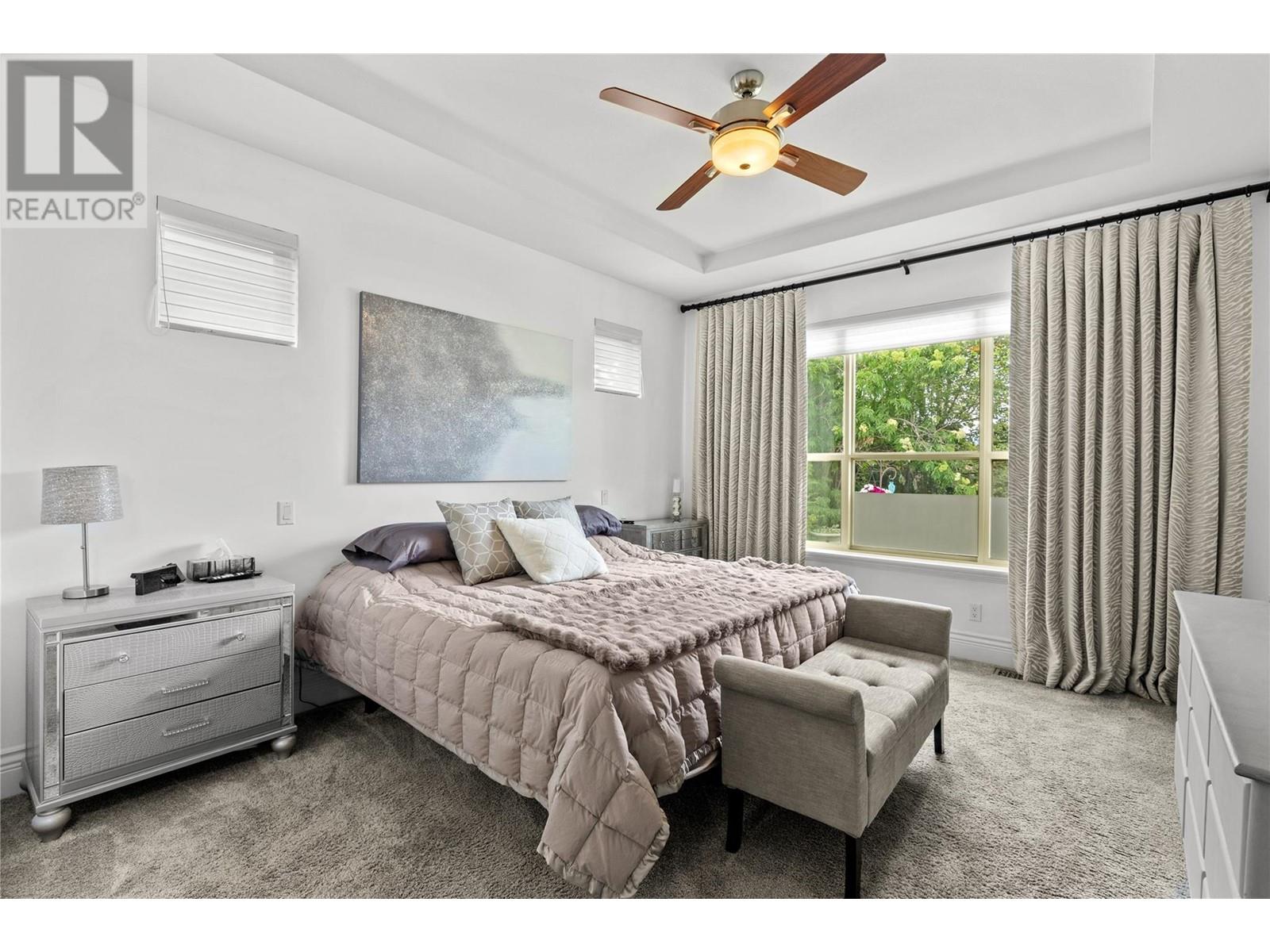 154 4450 Gordon Drive, Kelowna