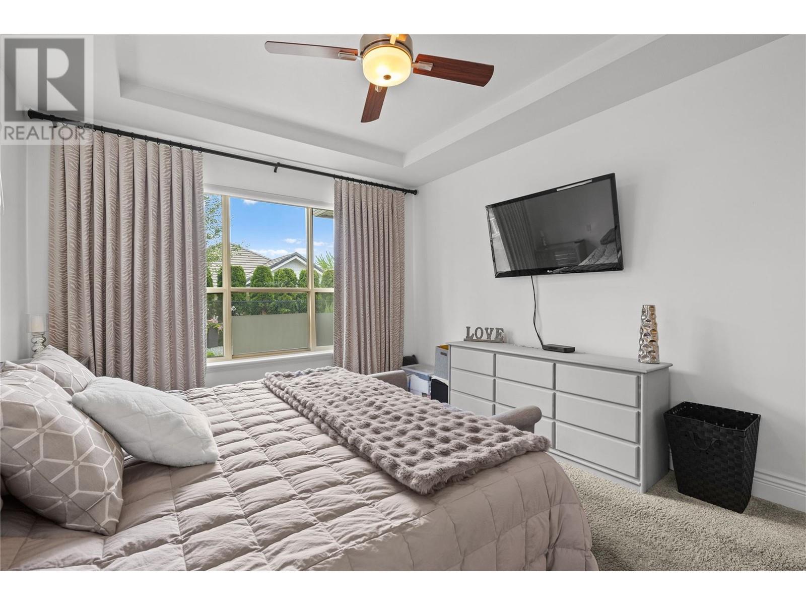 154 4450 Gordon Drive, Kelowna