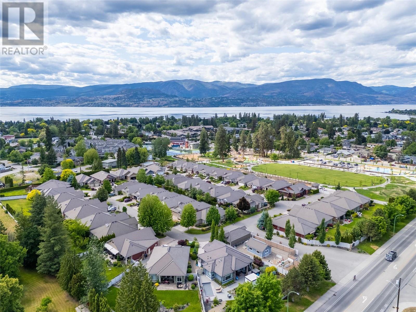 154 4450 Gordon Drive, Kelowna