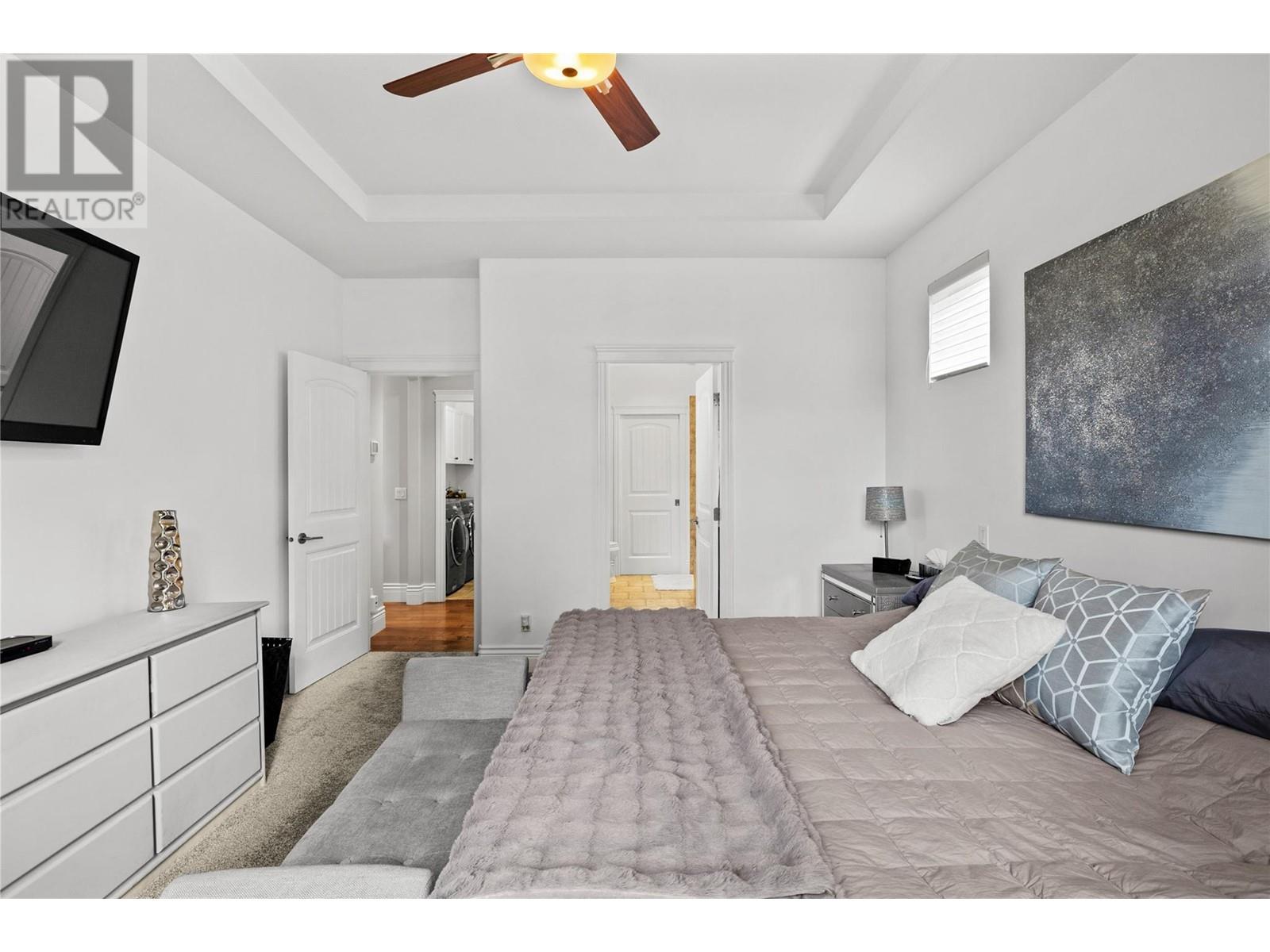 154 4450 Gordon Drive, Kelowna