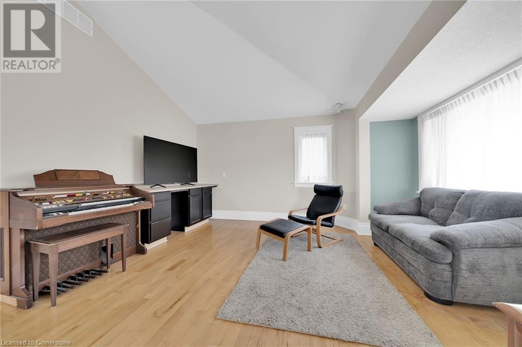 Photo 44 of 550 Beach Boulevard, Hamilton ON