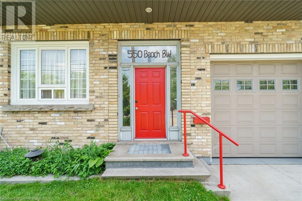 Photo 15 of 550 Beach Boulevard, Hamilton ON