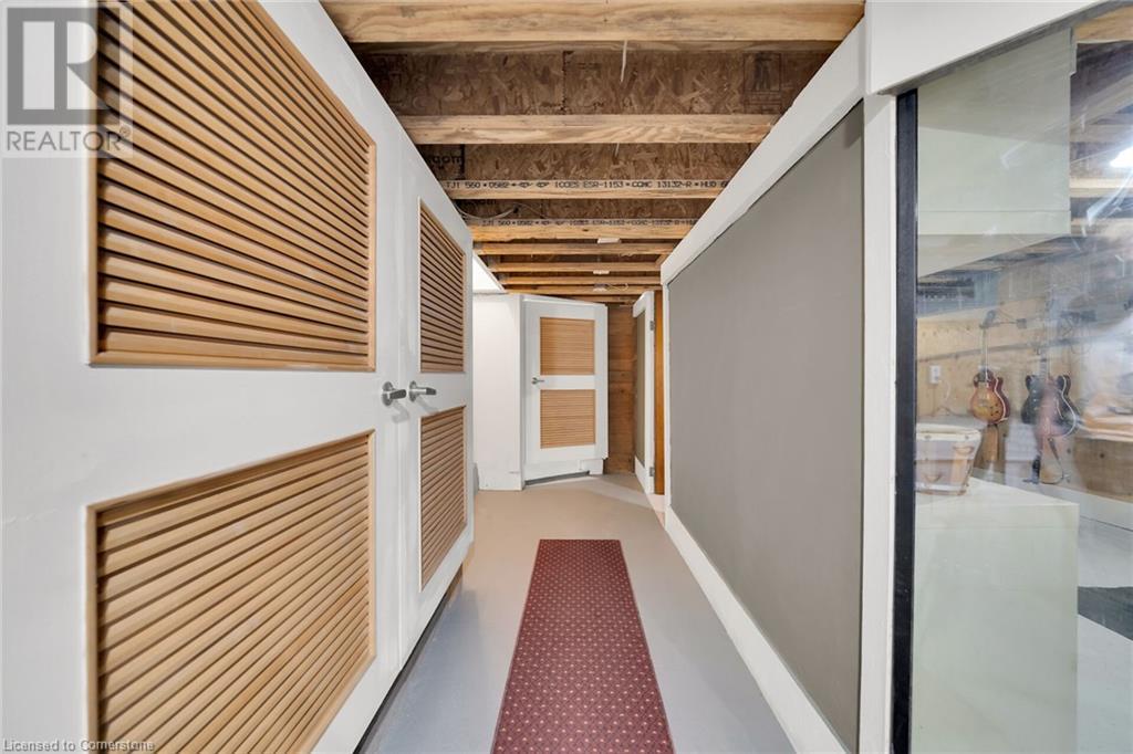 Photo 43 of 550 Beach Boulevard, Hamilton ON