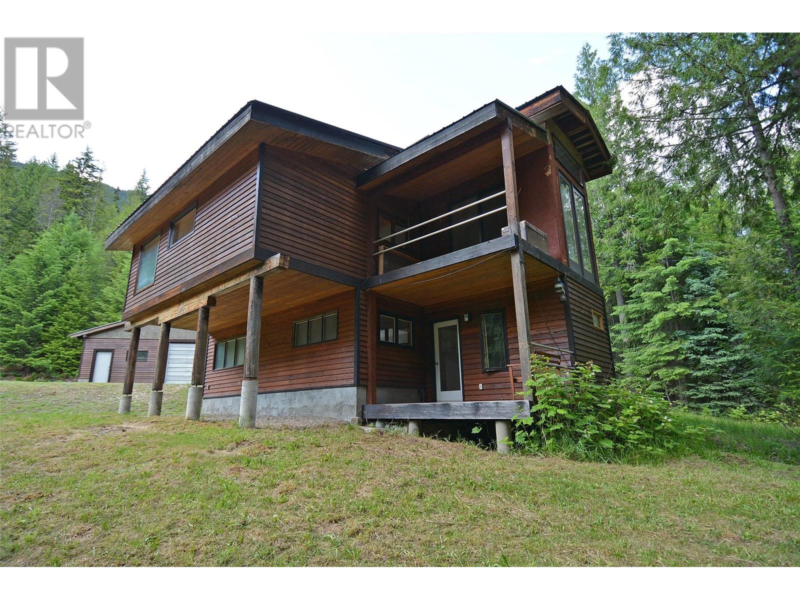 Photo 28 of 4911 Slocan River Road, Nelson BC