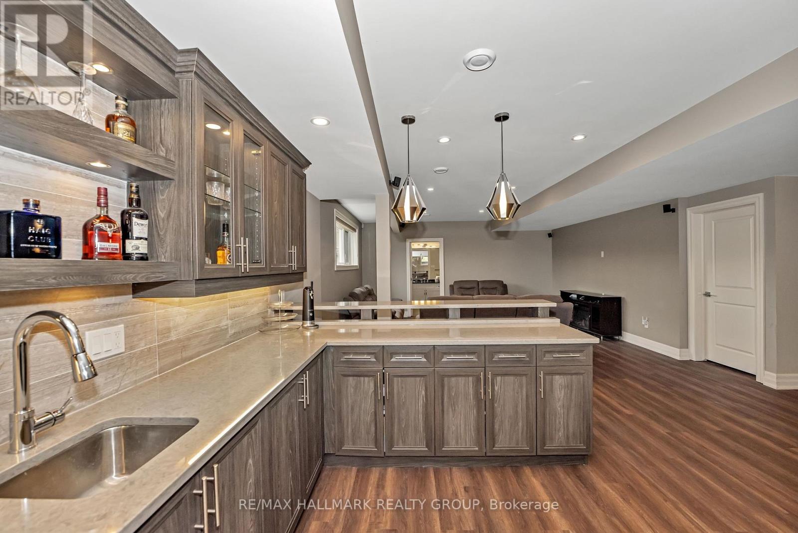 Photo 10 of 5813 Red Castle Ridge, Ottawa ON