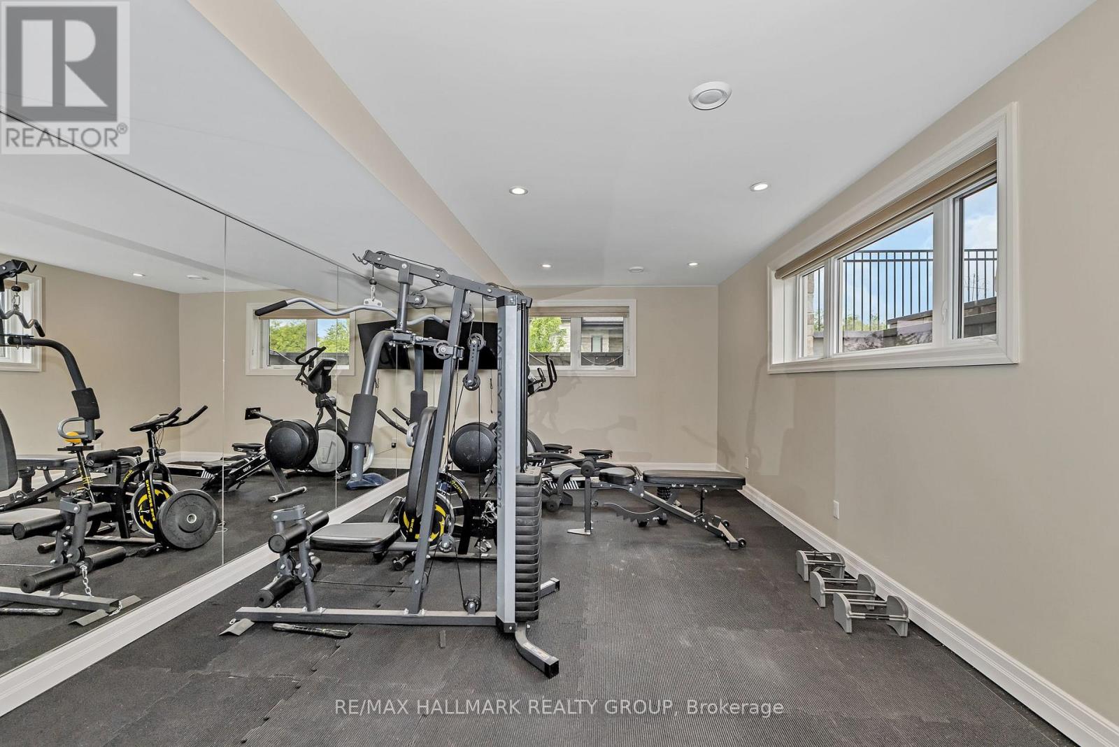 Photo 3 of 5813 Red Castle Ridge, Ottawa ON