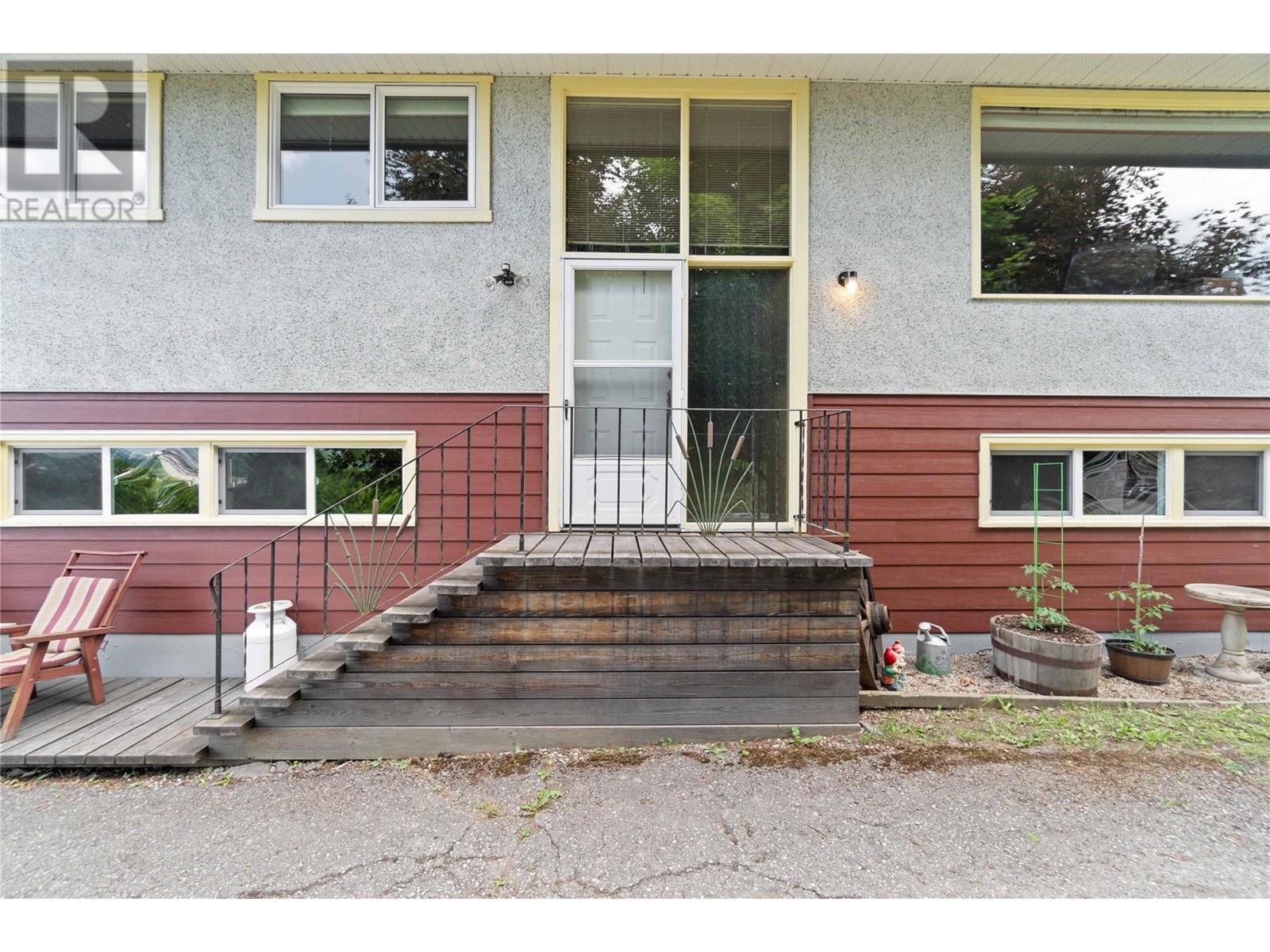 Photo 50 of 1230 1 Street Se, Salmon Arm BC