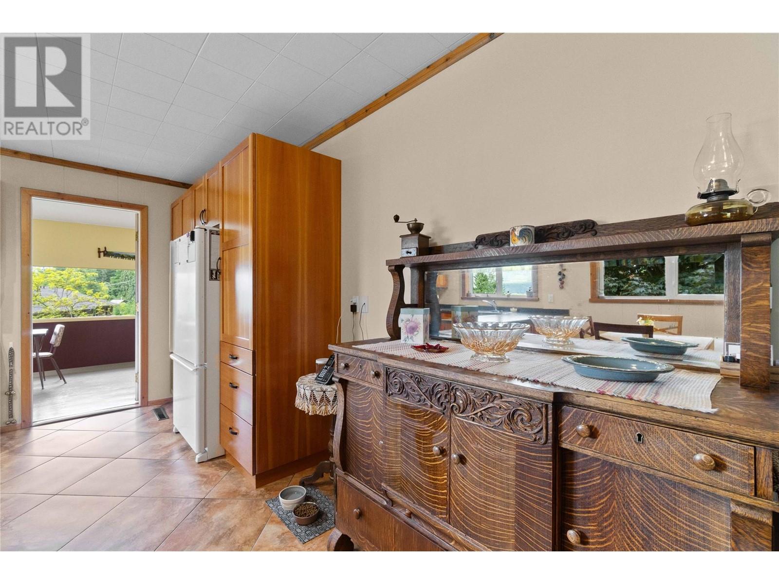 Photo 77 of 1230 1 Street Se, Salmon Arm BC
