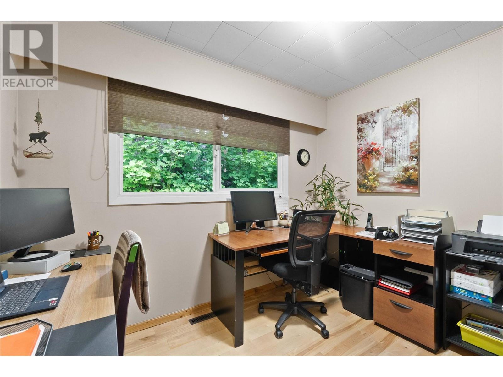 Photo 2 of 1230 1 Street Se, Salmon Arm BC