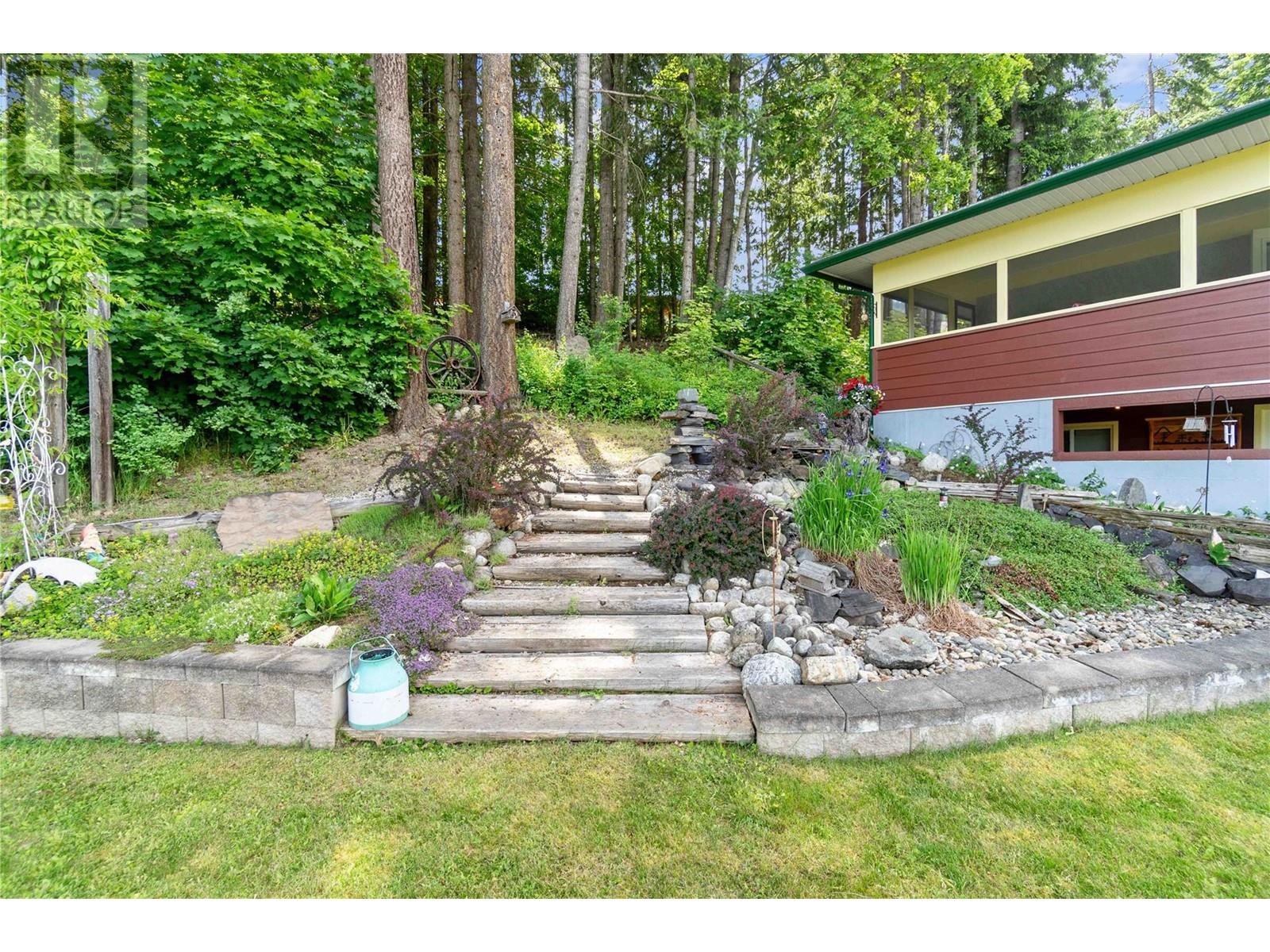 Photo 44 of 1230 1 Street Se, Salmon Arm BC