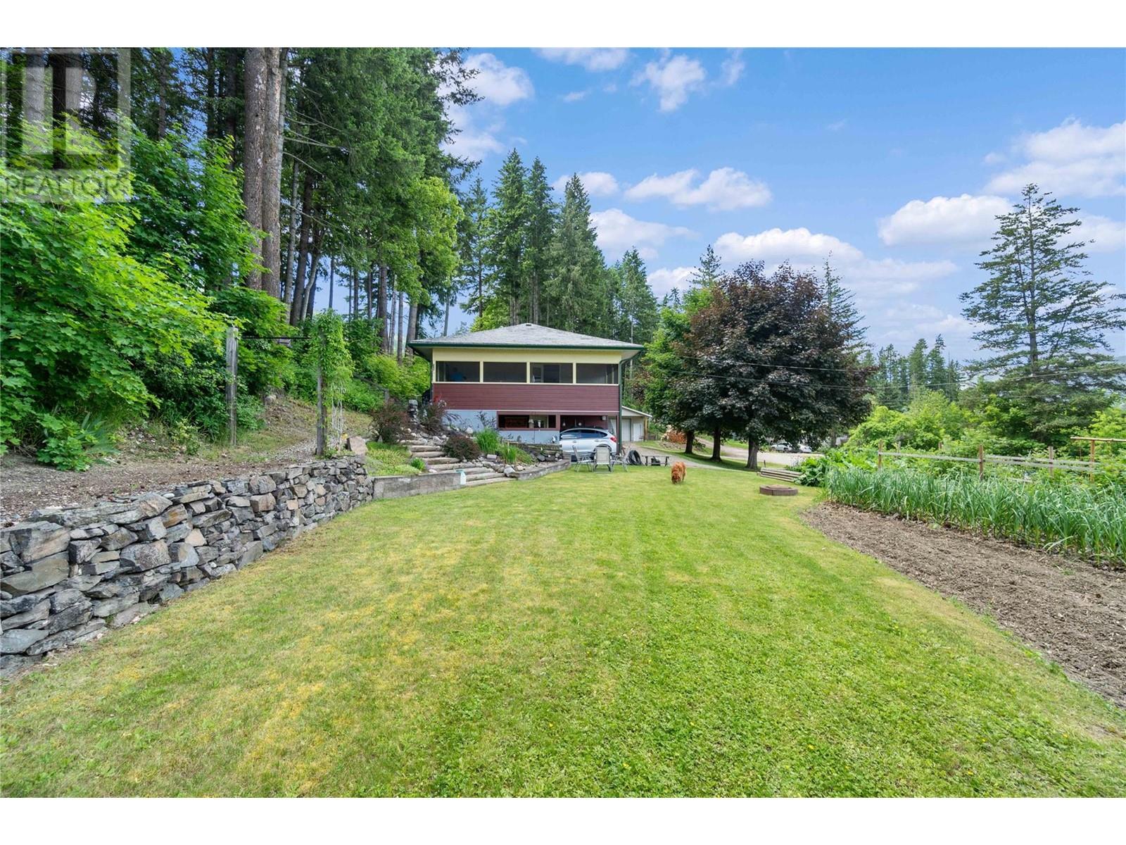 Photo 60 of 1230 1 Street Se, Salmon Arm BC