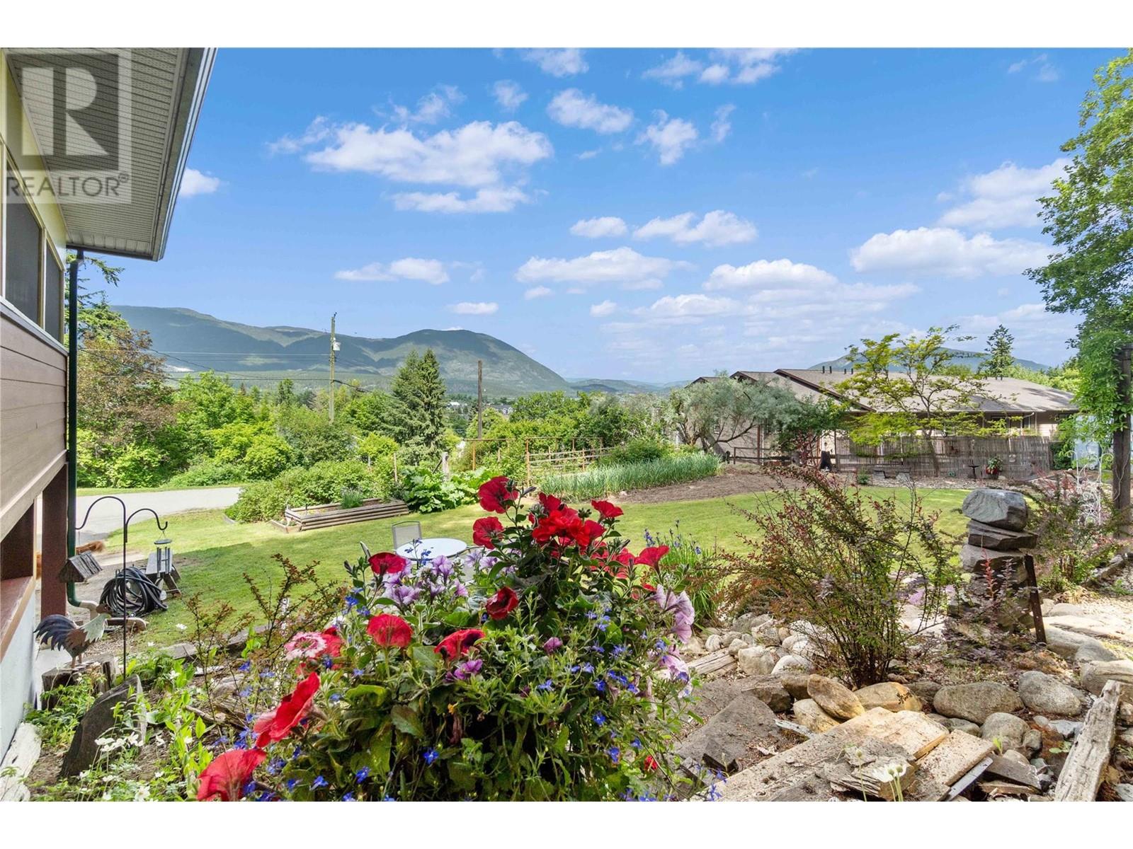 Photo 40 of 1230 1 Street Se, Salmon Arm BC