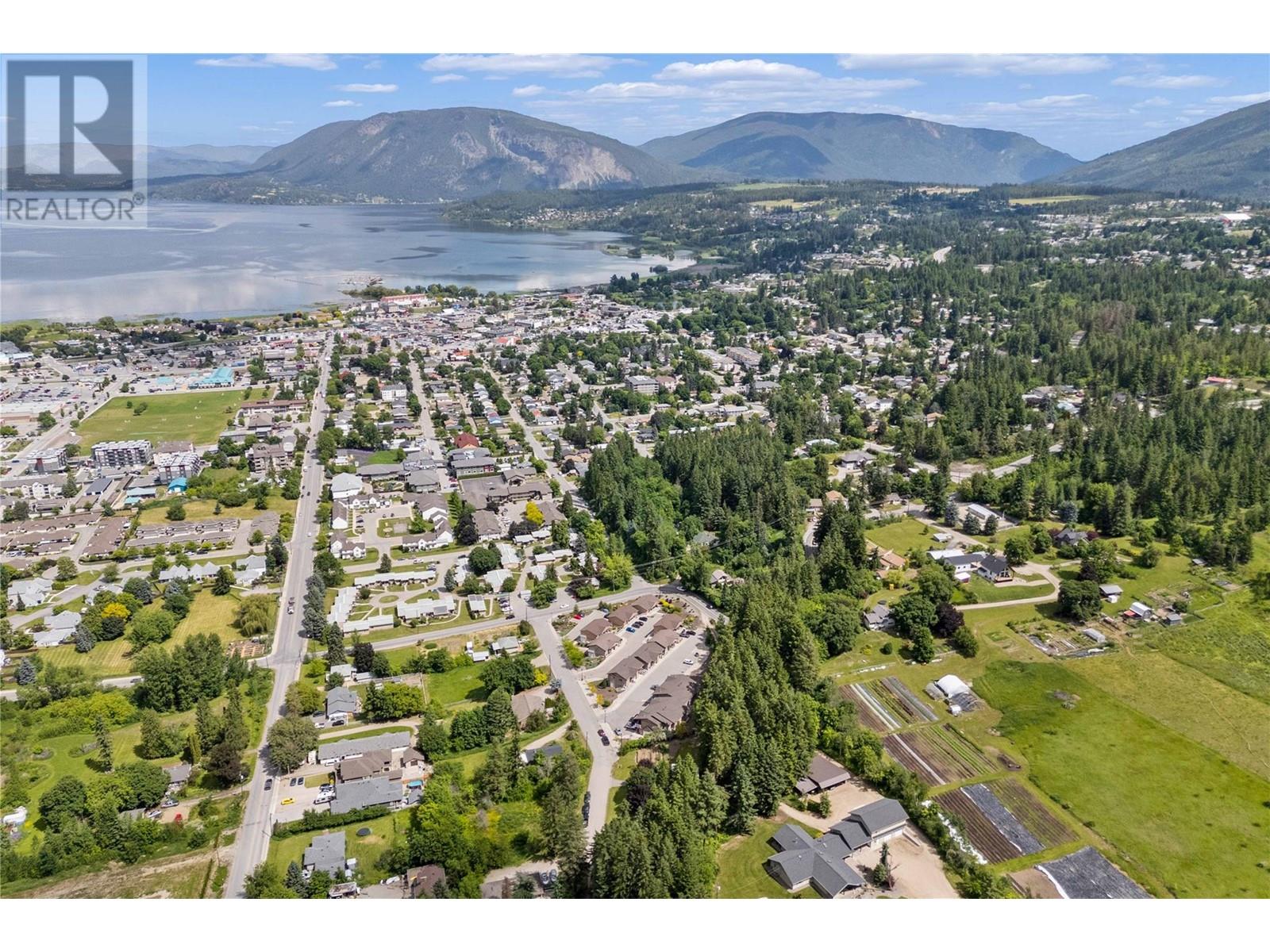 Photo 74 of 1230 1 Street Se, Salmon Arm BC