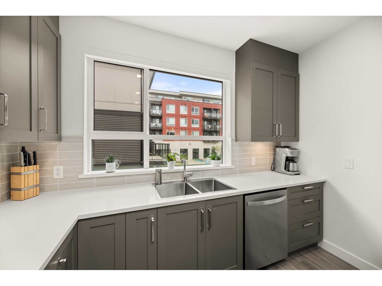3 7218 188 STREET, Surrey real estate listing R3011032