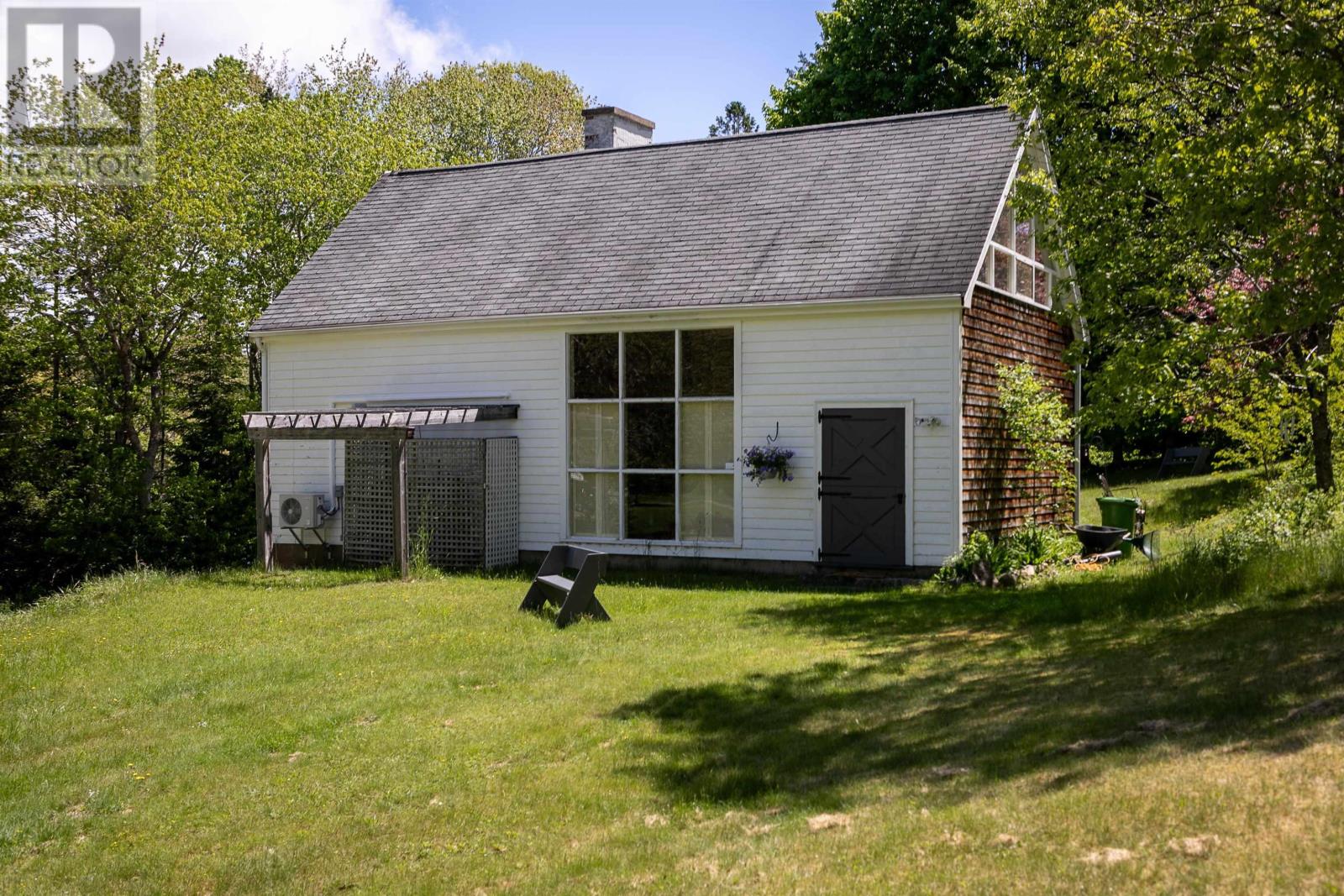 Photo 5 of 36 Latimer Lane, Chester Basin NS