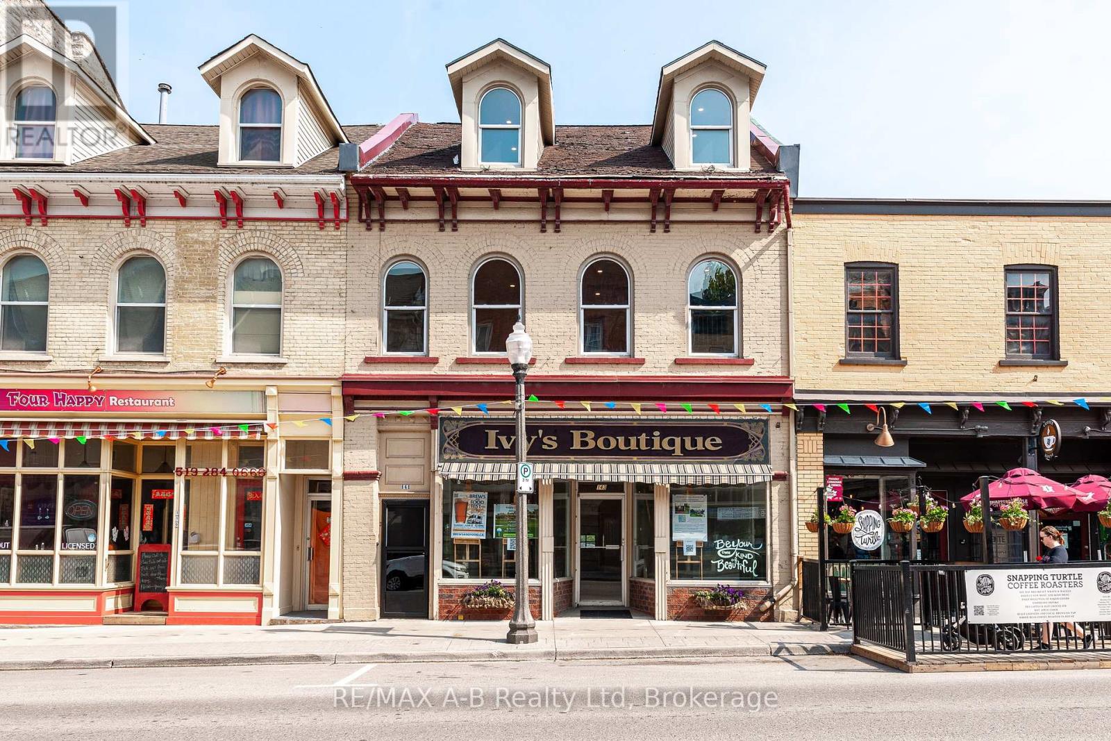 Photo 15 of 141 143 Queen Street E, St Marys ON