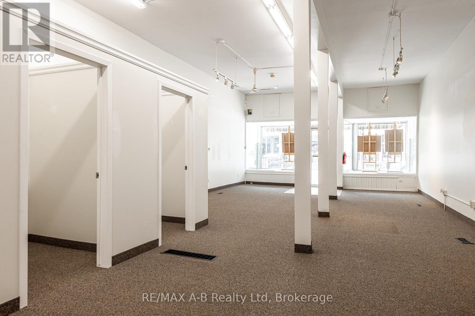 Photo 37 of 141 143 Queen Street E, St Marys ON