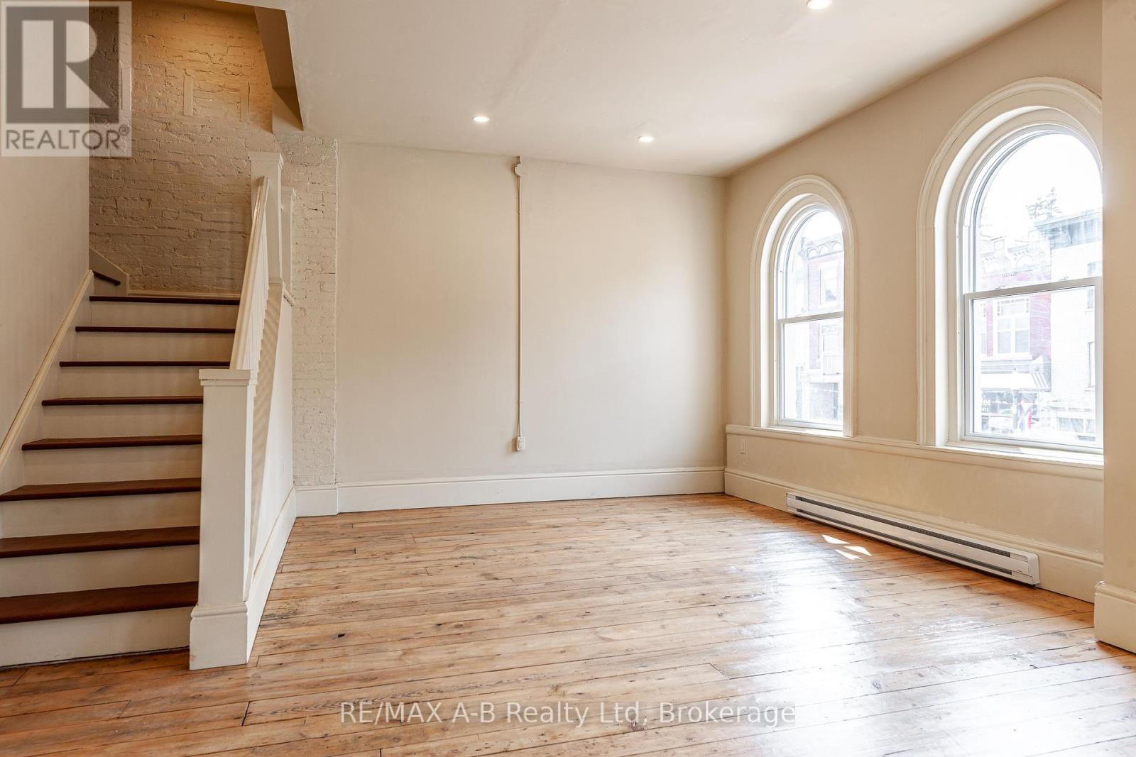 Photo 11 of 141 143 Queen Street E, St Marys ON