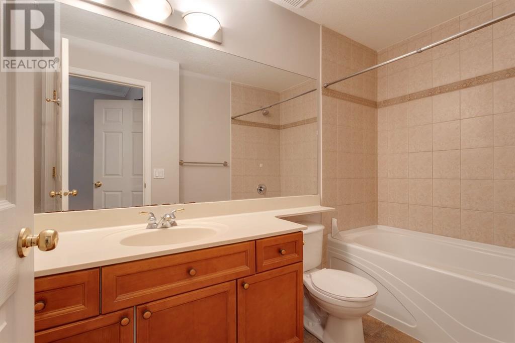 Single Family House Multi-level for Sale in    Avenue SW Beltline Calgary 