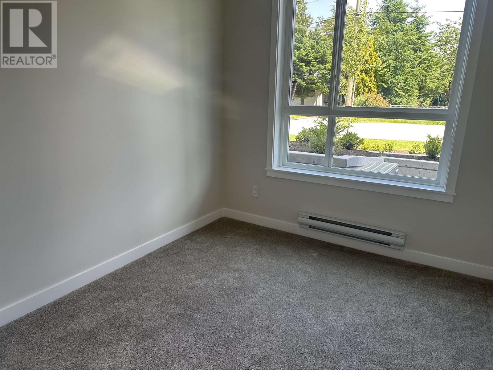 Photo 1 of 104 12109 223 Street, Maple Ridge BC