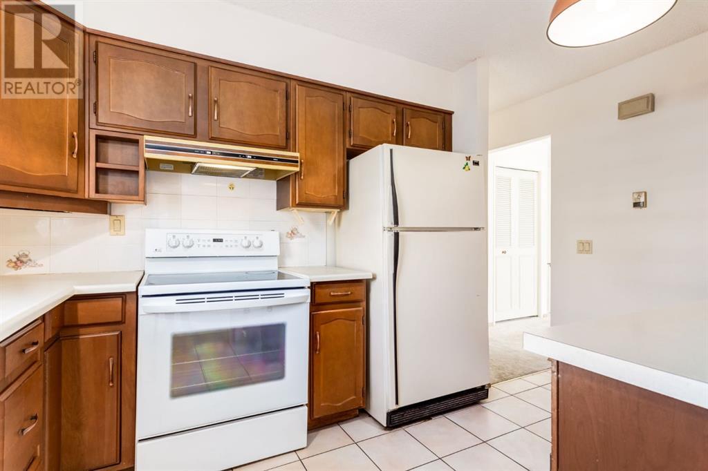 6119 Thornaby Way NW, Calgary, Alberta